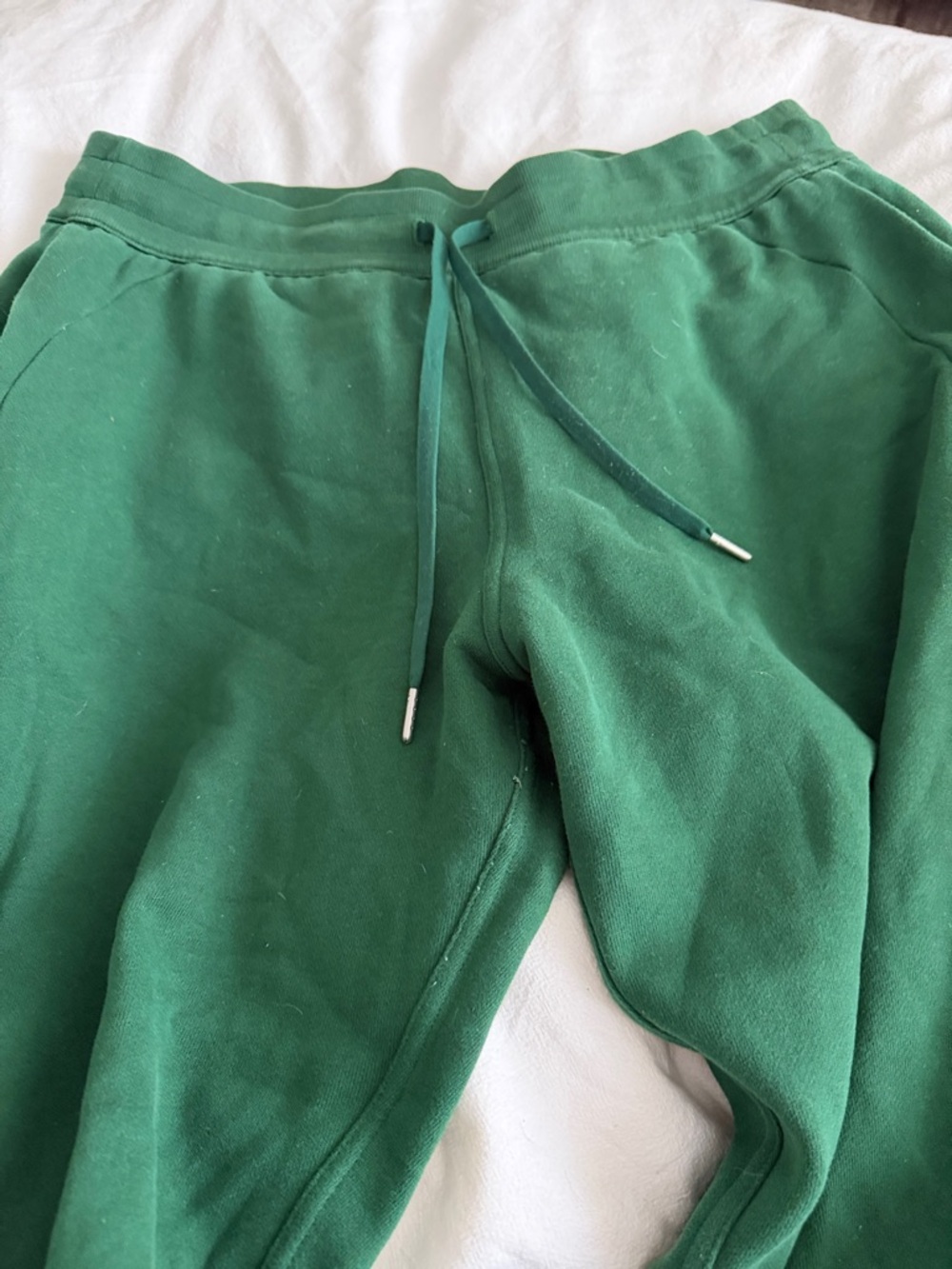lululemon athletica Scuba Joggers - Deep Green - Picture 2 of 3